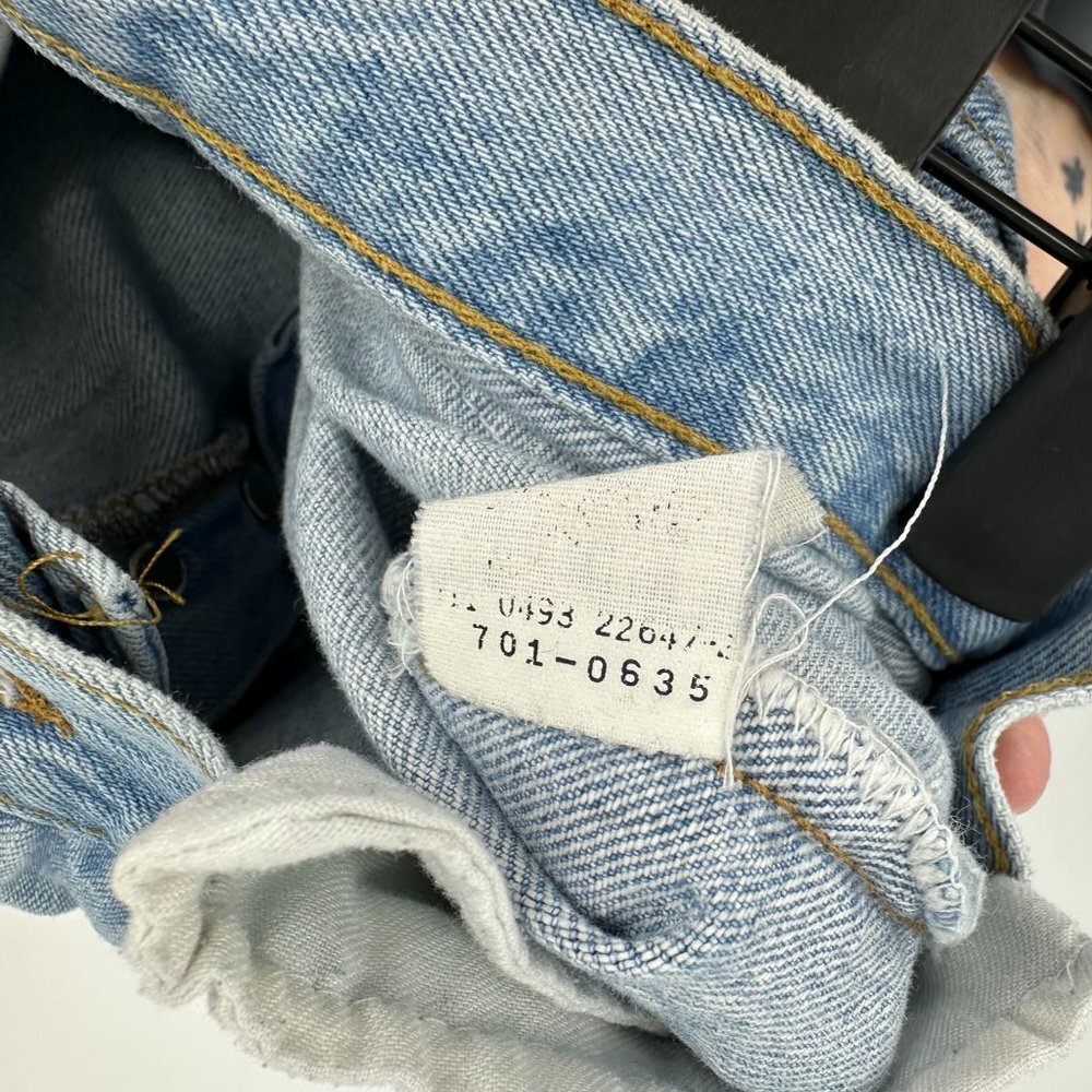 Vintage 1990's Levi's 701 Student Fit High Rise Straight Leg Jeans Light Wash 26 - Picture 5 of 6